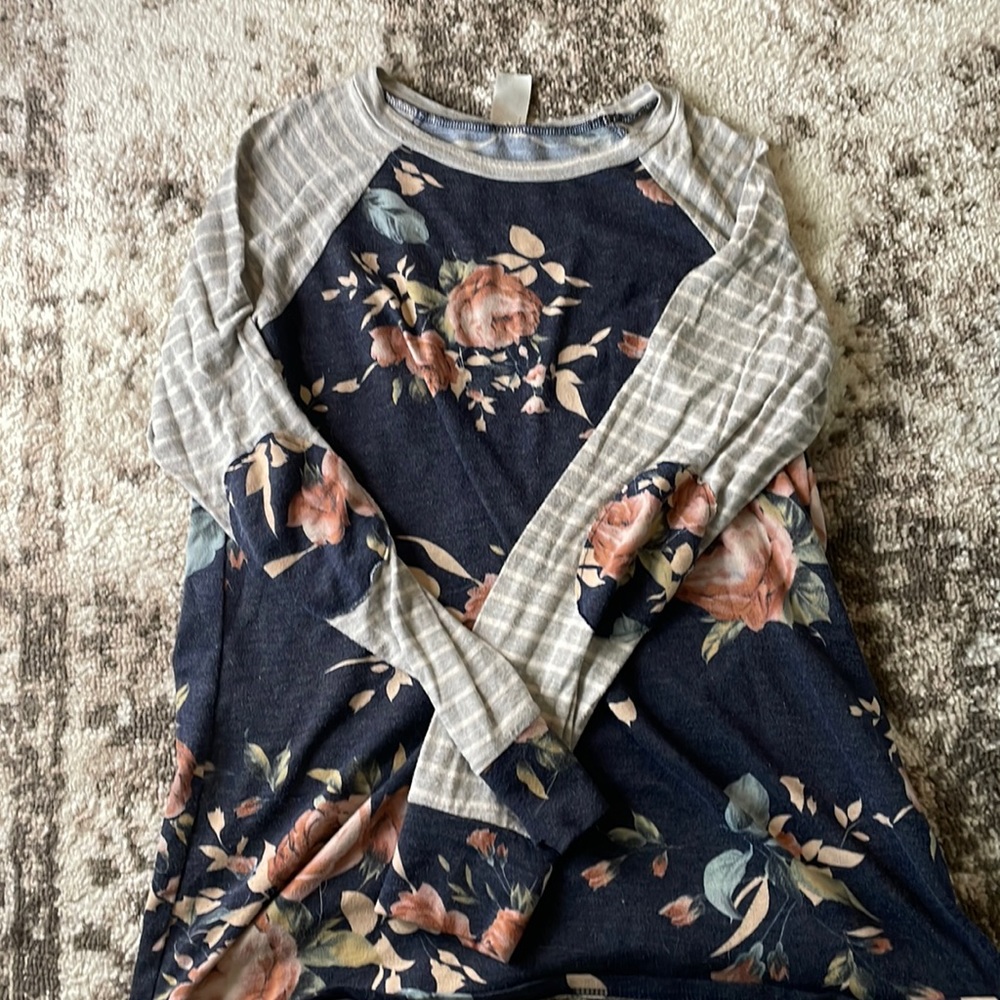 Long sleeve floral top with elbow patch detail